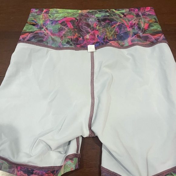 lululemon wunder train high rise shorts 6in size 8 vivid floral tone multi - Picture 10 of 14